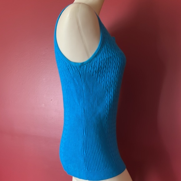 Like new Jeanne Pierre beautiful blue cable knit tank - Picture 3 of 9